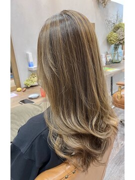 美容室 ラ・クープ 脱白髪染め大人ハイライト