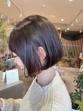 カフネ(cafune) 大人可愛いシンプルボブ