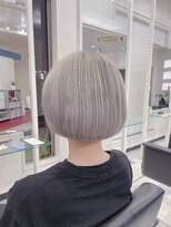 ディーボーイリタ 光の森(D-BOY Lita)&nbsp;ハイトーンボブ