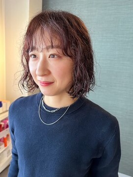 アム(amu) くるくるパーマ×Bob×カシスカラー☆