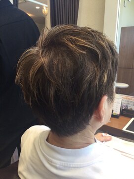 プランタン ラヴィ(printemps LaVie) 大人ベリーショート耳だしXナチュラルハイライト40代50代60代