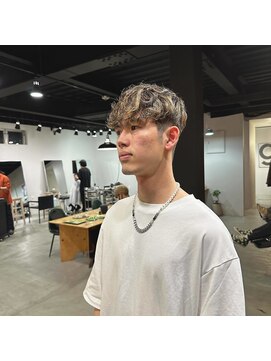 イスニック(Ysnic) ハイライトカール