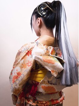 ヘアースタジオエフの写真/【着付け専用の個室完備】40年以上の経験を持つ、着付け専門の先生がご担当◎ベテランの技術で着崩れなし！