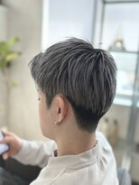 サロンドクオリア(Salon de Qualia)&nbsp;グレージュ/メルティカラー/似合わせカット/ウェーブミディアム