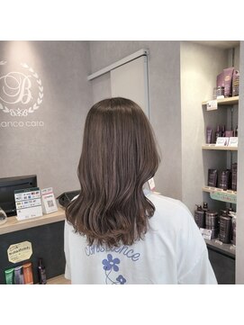 ビアンコ カーロ 二子新地店(Bianco caro) グレージュ/透明感グレージュ