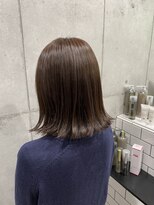 ネウィ 池袋(newi) 切りっぱなしボブ