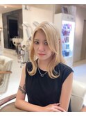 ミルクティーベージュ