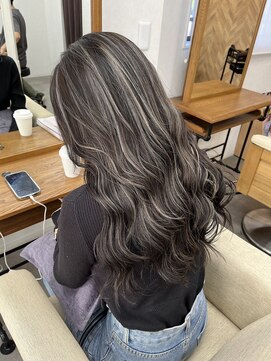 リングバイモアムー(Ring by Moremuu) ハイライトカラー　ギャルハイライト　立体感ハイライト