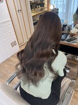 ネオリーブ チロル 横浜西口店(Neolive CiroL.) シアーベージュ グラデーションカラー くびれヘア