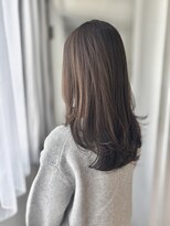 オルト(Ort)&nbsp;「大人の余裕」レイヤースタイル