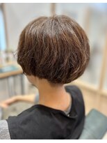 ルーム(room)&nbsp;【もとめ。】多毛＆癖毛さんのナチュラルウェーブミニボブ★