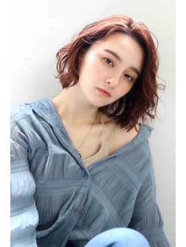 クシュ 所沢西口エミテラス前店(kusyu...) ショートボブミルクティーベージュシースルーバングクラゲヘア