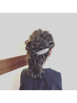 ヘアメイク イアラ 高柳(hair make iara) ウェービーアレンジ