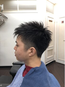 理容室クレオ 新宿 ソフトモヒカンショートスタイル