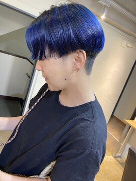 ソイ 下北沢(soi) 刈り上げショート　ディープブルー