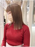 ベージュボブ 眉上バング 透けバング 暖色系カラー