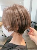 前下がり イメチェン ショート