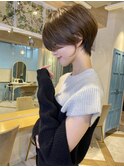 ショート×ハイライト白髪ぼかし×シルキーベージュ[心斎橋]