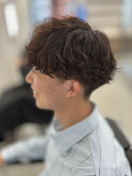 ラヴィズム 名駅店(LUVISM) 名古屋/メンズカット/メンズパーマ/ツイスパ/眉毛