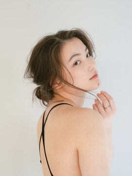 ディジョン(Dijon) 韓国顔まわりレイヤーカットグレージュオリーブベージュブラウン