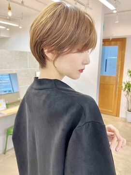 ロシェ 横浜店(loche) オリーブベージュフェザーショート×ダブルカラー×横浜