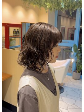 シアン 栄店(CYAN.) ゆるめボブレイヤーパーマ