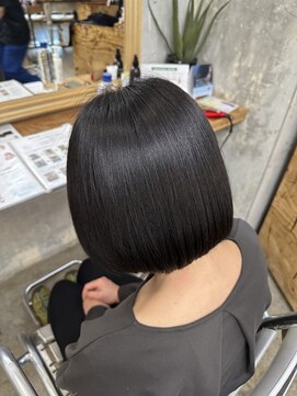ウィークエンド(WEEKEND) 地毛風ストレート　【21500円】