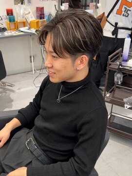 メンズサロン キング 梅田店(Men’s salon K!ng) 波巻きツイストスパイラルパーマ/フェザーパーマ/眉毛/メンズ