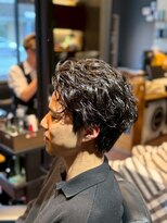 レオザバーバー(LEO the Barber) ツイストワンカール　/　7：3サイドバック　/　ラルフカール