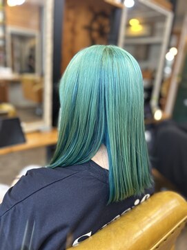 トルチェ(toRtue) グリーン×ブルー アンブレラカラー ポイントカラー