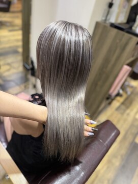 ヴィフクローネ(vifkrone) 【シャドールーツデザイングレージュ】