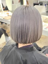 リアン 上尾店(Rien) ホワイトシルバー×ボブ