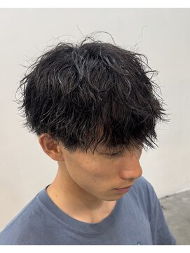 バース バイ ハピネス(BIRTH by happiness) ツイストスパイラルパーマツイストパーマメンズマッシュパーマ