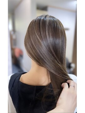 アンドザビューティ(AND THE BEAUTY) コントラストハイライト