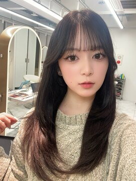 ロンドルピナス 小倉(Lond Lupinus) ミディアムレイヤーカット/似合わせカット/大人ガーリー/20代