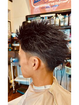 楽屋 スパイキーショート