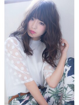 エルフォ(elfo) 【elfo】前髪ありのロングはパーマスタイルがぴったり