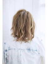 シュシュット(chouchoute)&nbsp;オン眉デザインカラー切りっぱなしボブ美髪マッシュウルフ/127