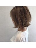 切りっぱなしラフ揺れボブ