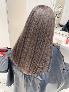 アッシュ 武蔵小金井店(Ash) ＼白髪ぼかし×ミルクグレージュ／