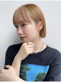 学割U24 大人切りっぱなしボブベージュカラー 外ハネM0701