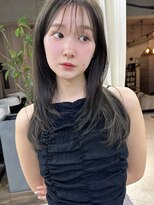 インビテーション(invitation) レイヤーcutグレーベージュアッシュオリーブグレージュアッシュ