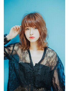 アリウス(ALIUS by posh) 【ALIUS 池袋】透明感カラー×くびれパーマミディ