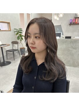 スターク(stark) レイヤーロング/レイヤー/顔まわりレイヤー/ブラウン/姫路