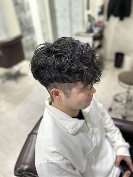 グラッジ 池袋(GLADGE) 池袋 スペインカール メンズパーマ
