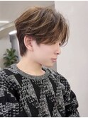 色気のある大人の刈り上げセンターパート × ダークアッシュ