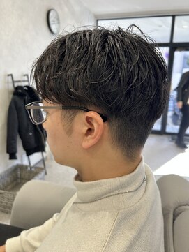 バーバーサンクチュアリ(Barber Sanctuary) シャドウパーマ