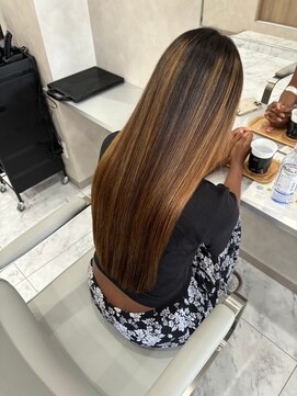 キング(K!ng) 縮毛矯正髪質改善ハイライトレイヤーカット枚方美容室エクステ