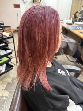 ヘアメイクアクト 都賀店 フルブリーチのピンクデザイン