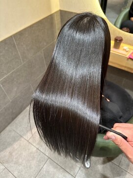 ワンズ ナゴヤ ヴィラ 名古屋栄(ONE's NAGOYA VILA) 黒髪クラゲヘアー/オリーブグレー/小顔ココアベージュ